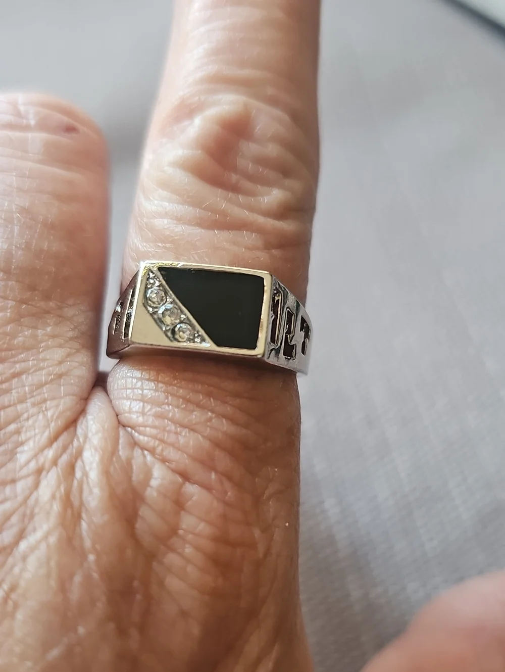 Silver Faux Black Onyx Signet Ring with Clear Stones Size 9.5